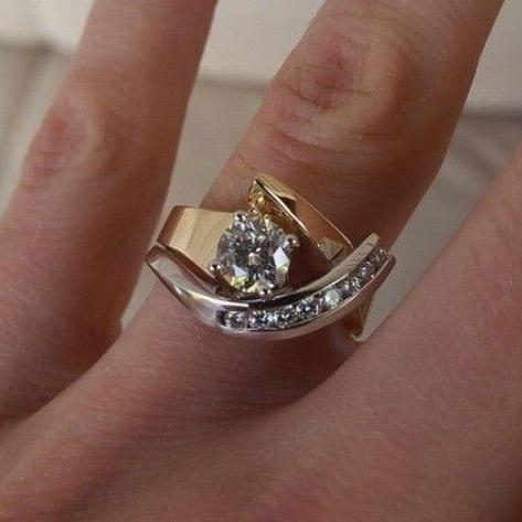 Vintage Uregelmæssig Guld- og Sølv-Zirkonia-Ring