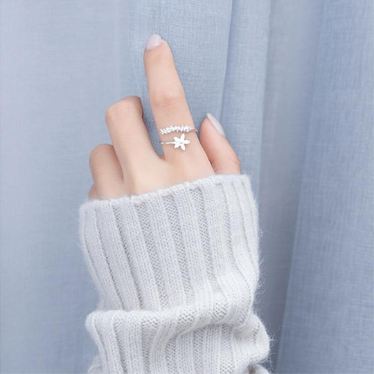 Justerbar ring i 925 sterling sølv med håndmalet emalje-vildblomstmotiv