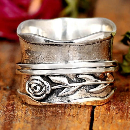Vintage sølvring med rose