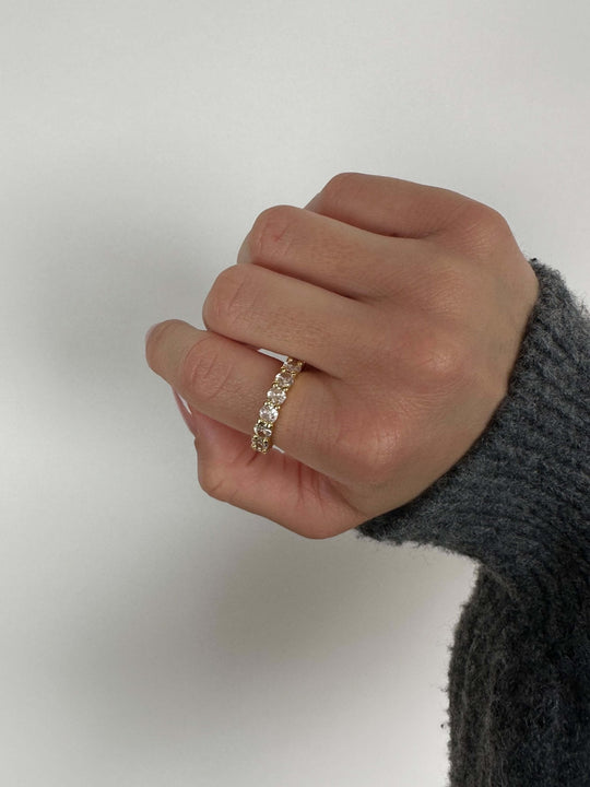 Amia strålende zirkonia ring