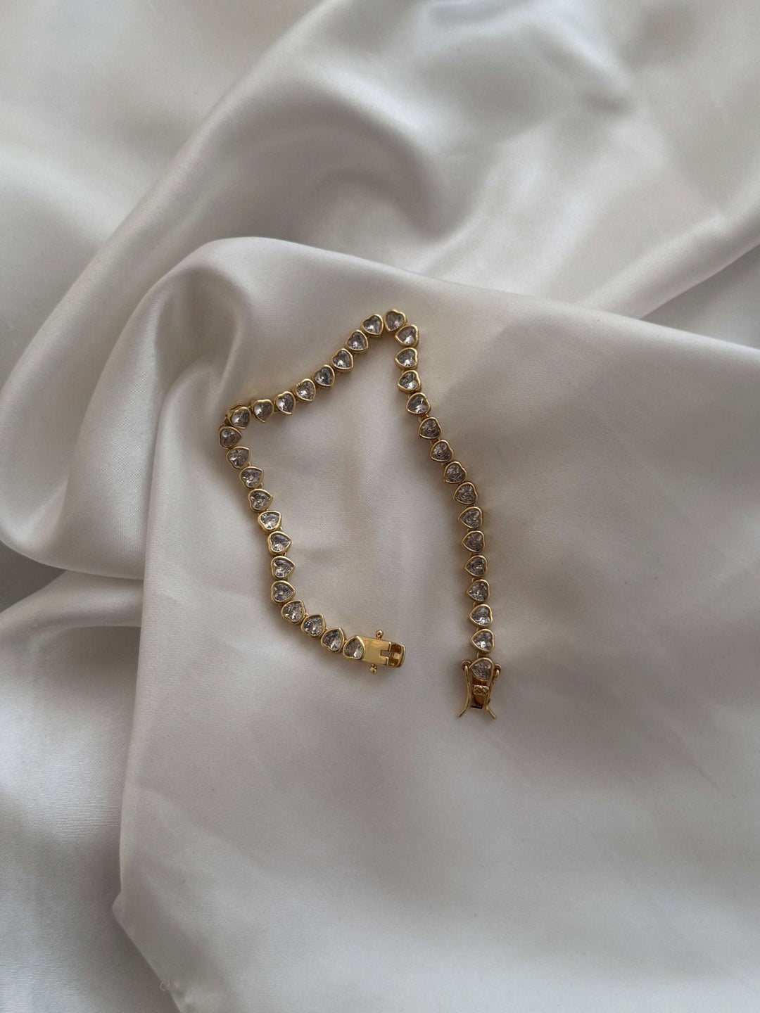 Arabella hjerteformet zirkonia tennisarmbånd
